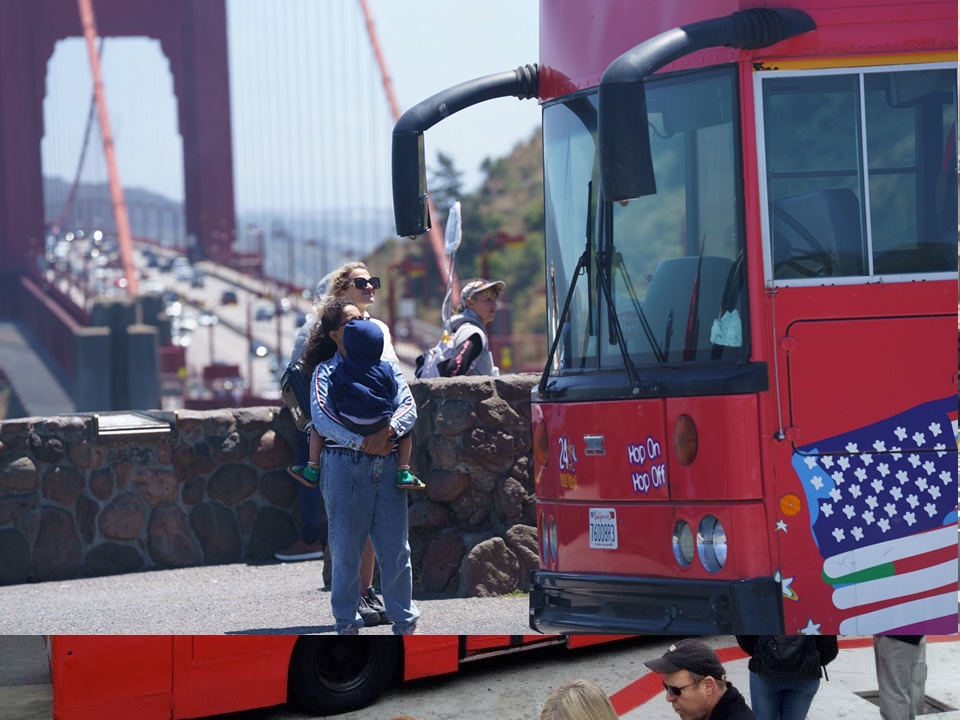 Exploring the city with San Francisco Deluxe Sightseeing Tours
