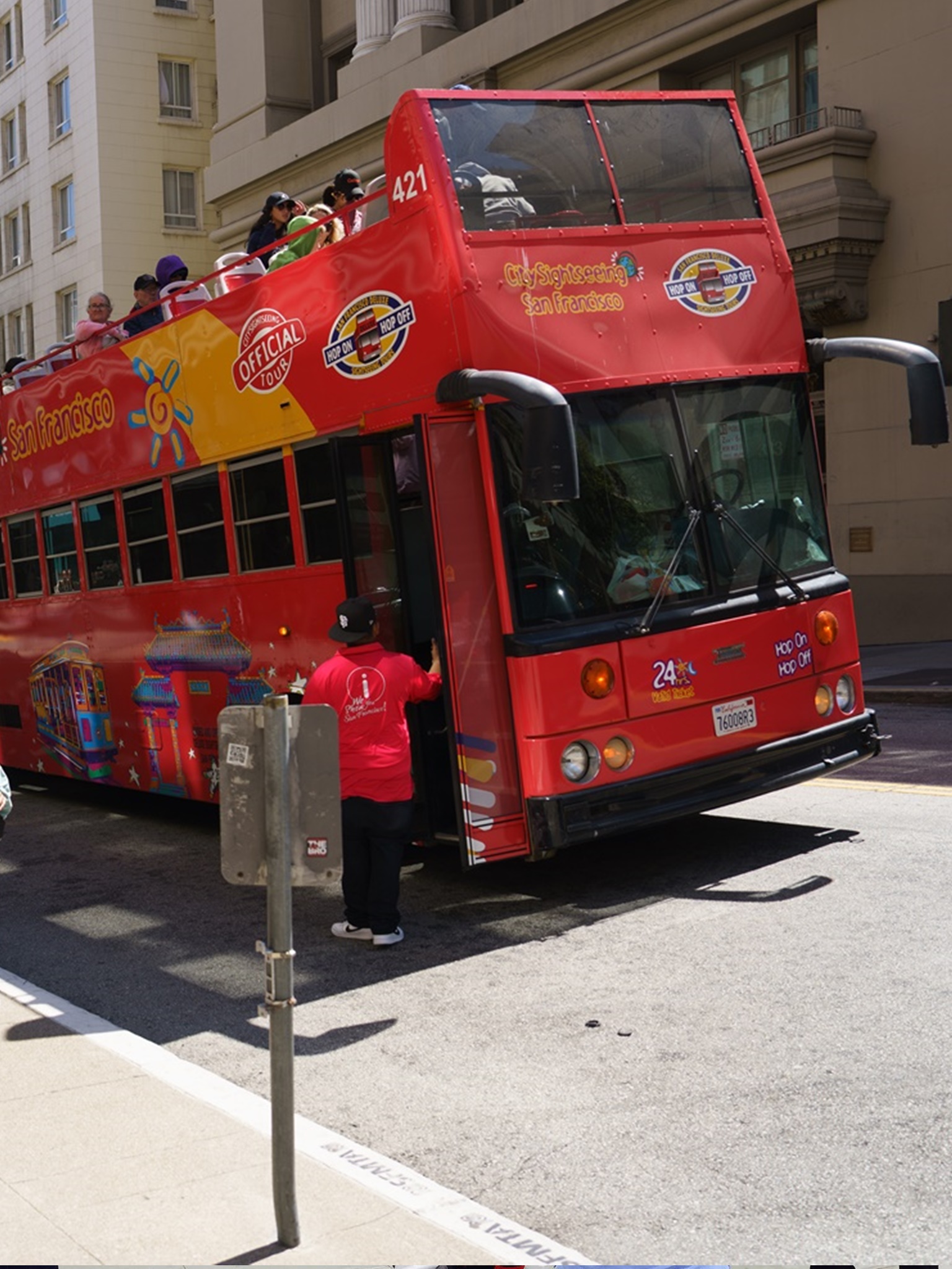 San Francisco Deluxe Sightseeing Tours Hop On Hop Off, Open Top tour bus